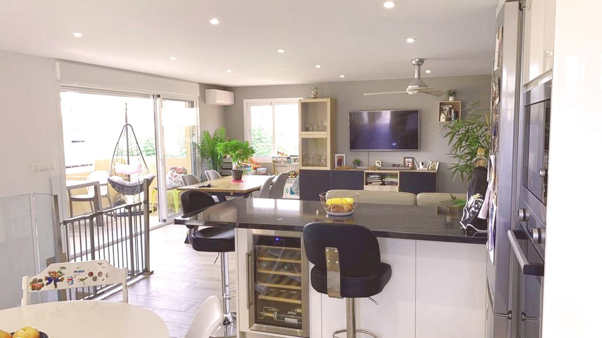 Geschakelde Woning in El Coto-3