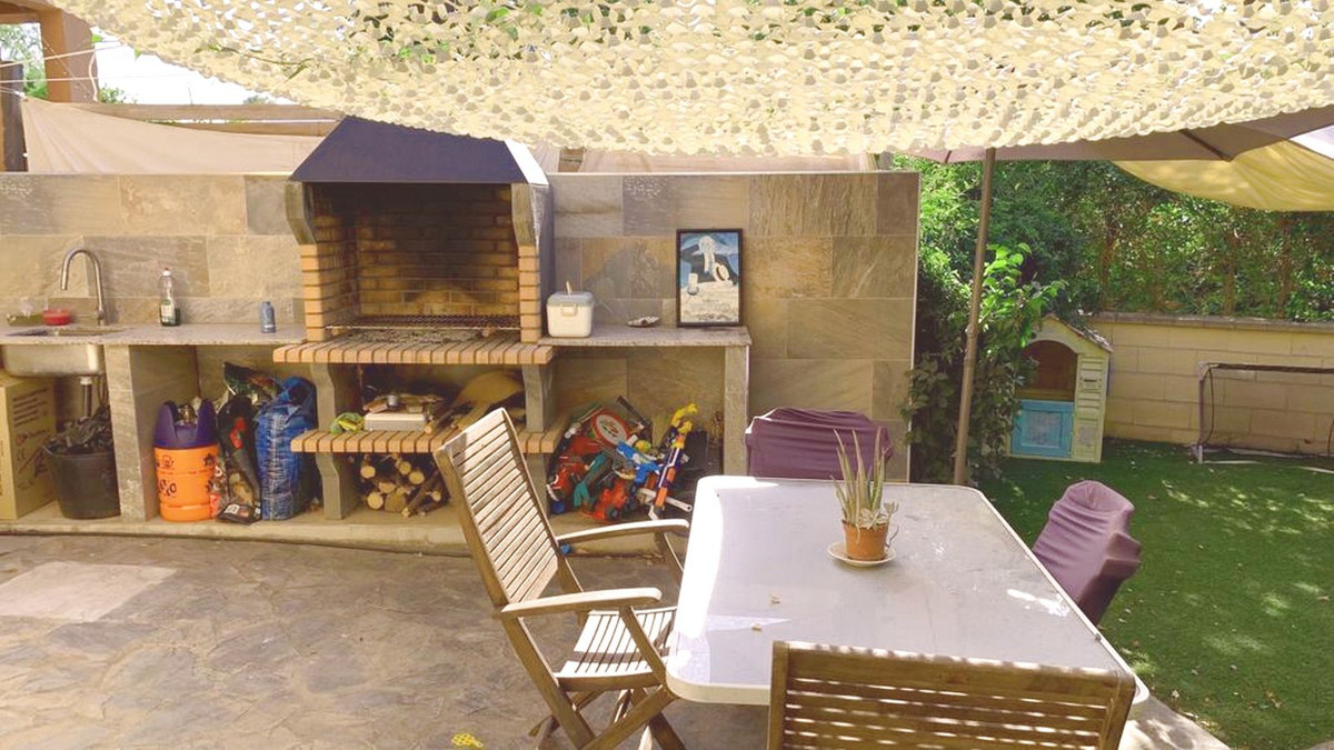 Geschakelde Woning in El Coto-49
