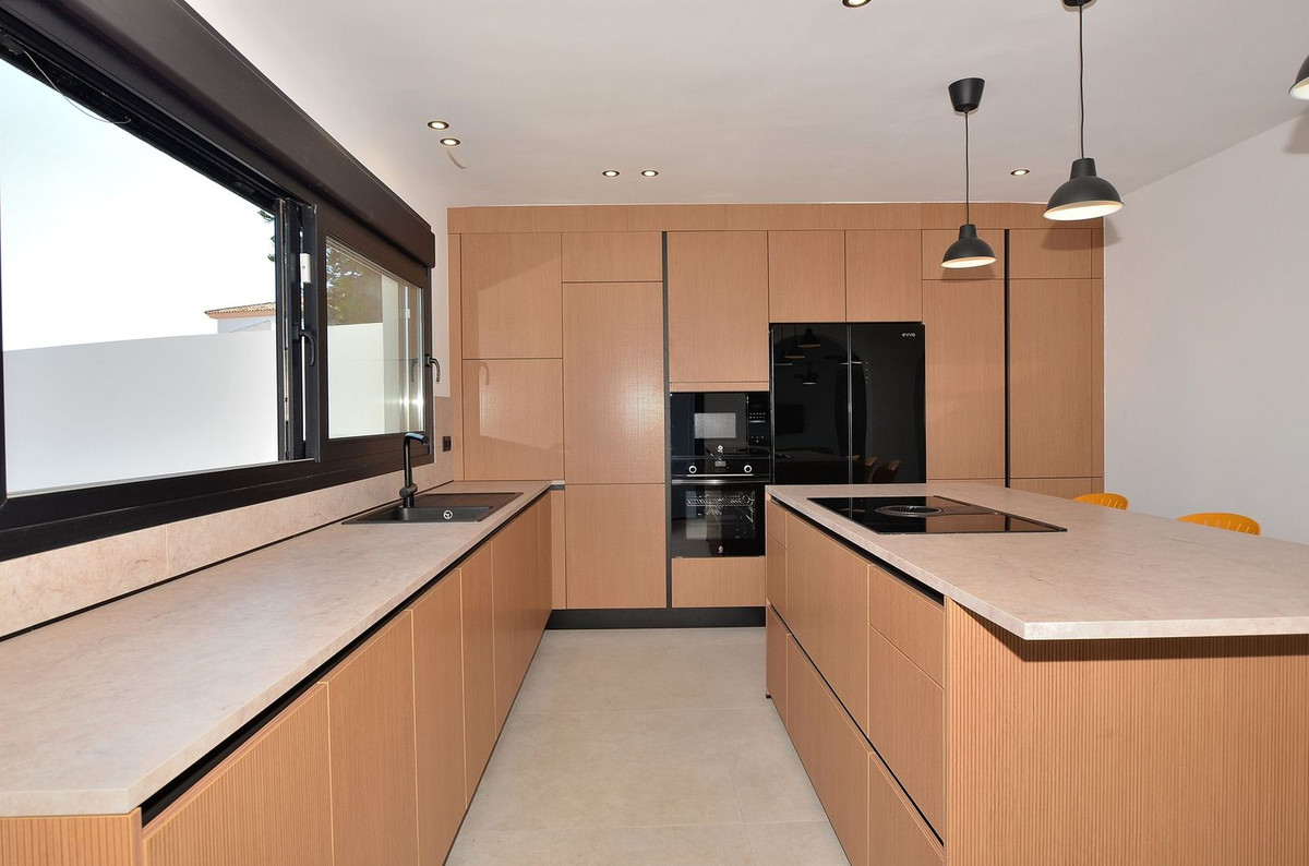 Huis te koop in El Coto | 4 slaapkamers H5077189
