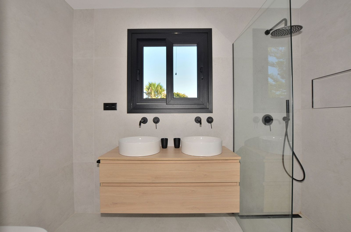 Huis te koop in El Coto | 4 slaapkamers H5077189
