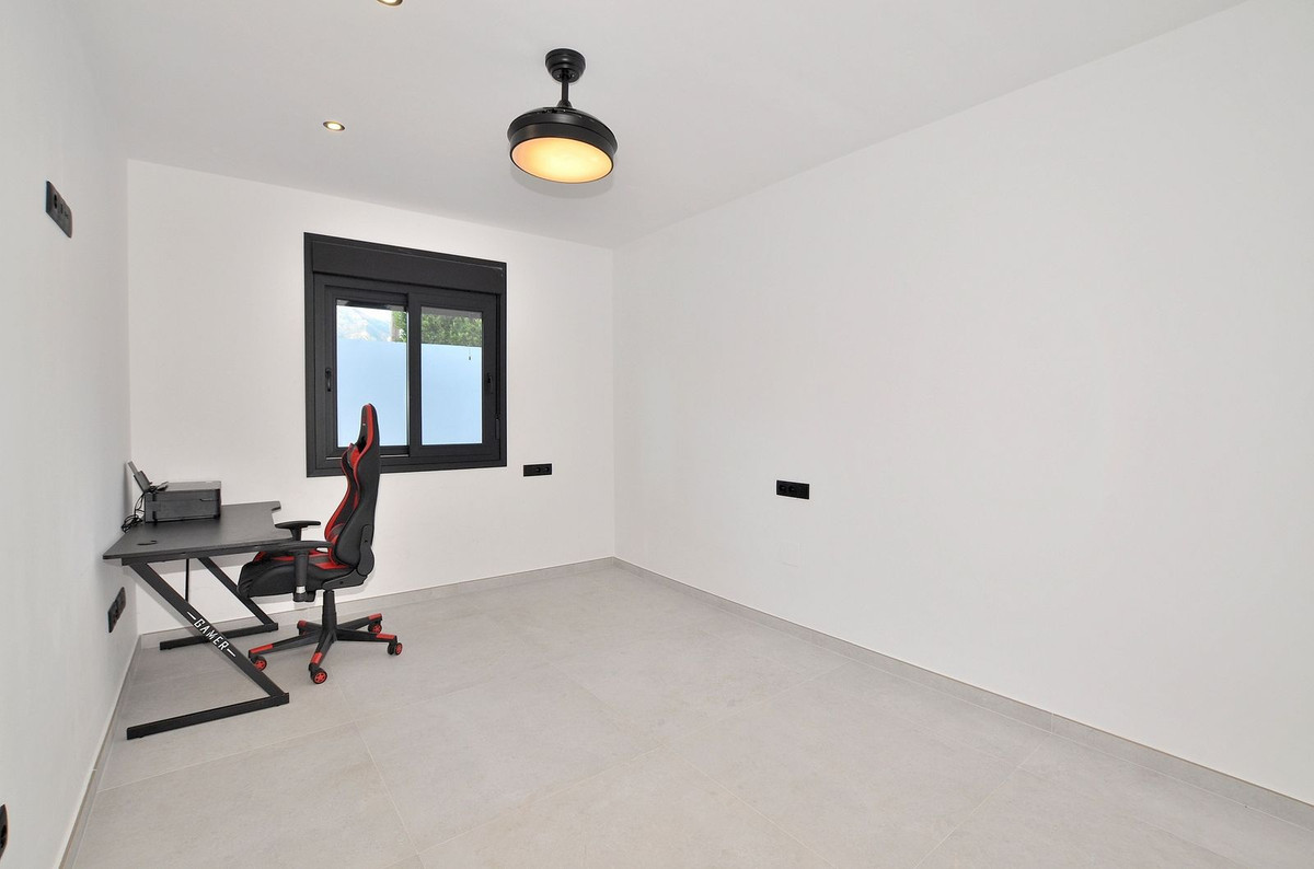 Huis te koop in El Coto | 4 slaapkamers H5077189