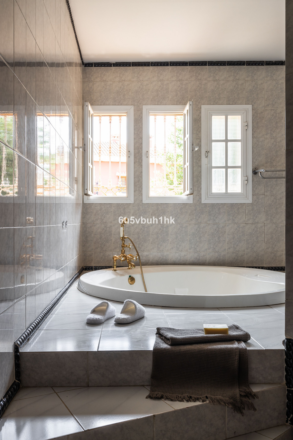 Property main view 42