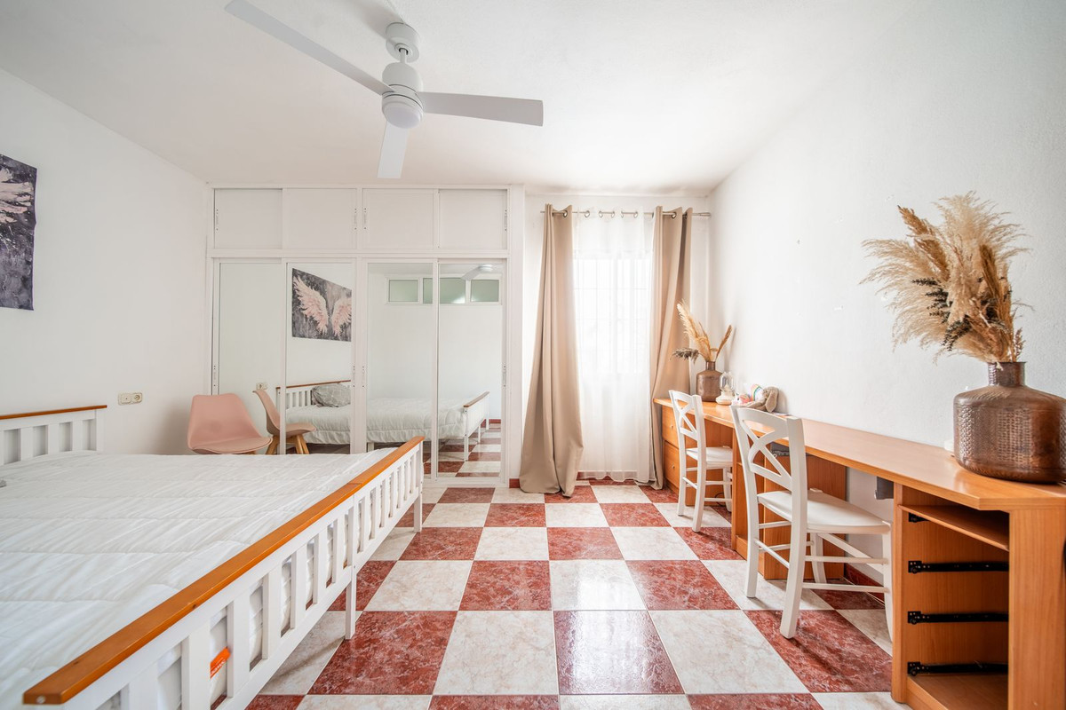 Property main view 40