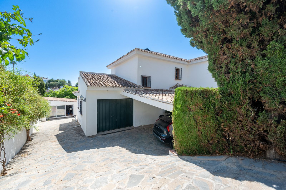 Property main view 60