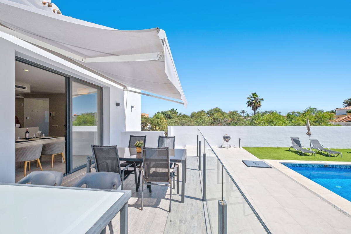 Huis te koop in El Faro | 5 slaapkamers H4722175