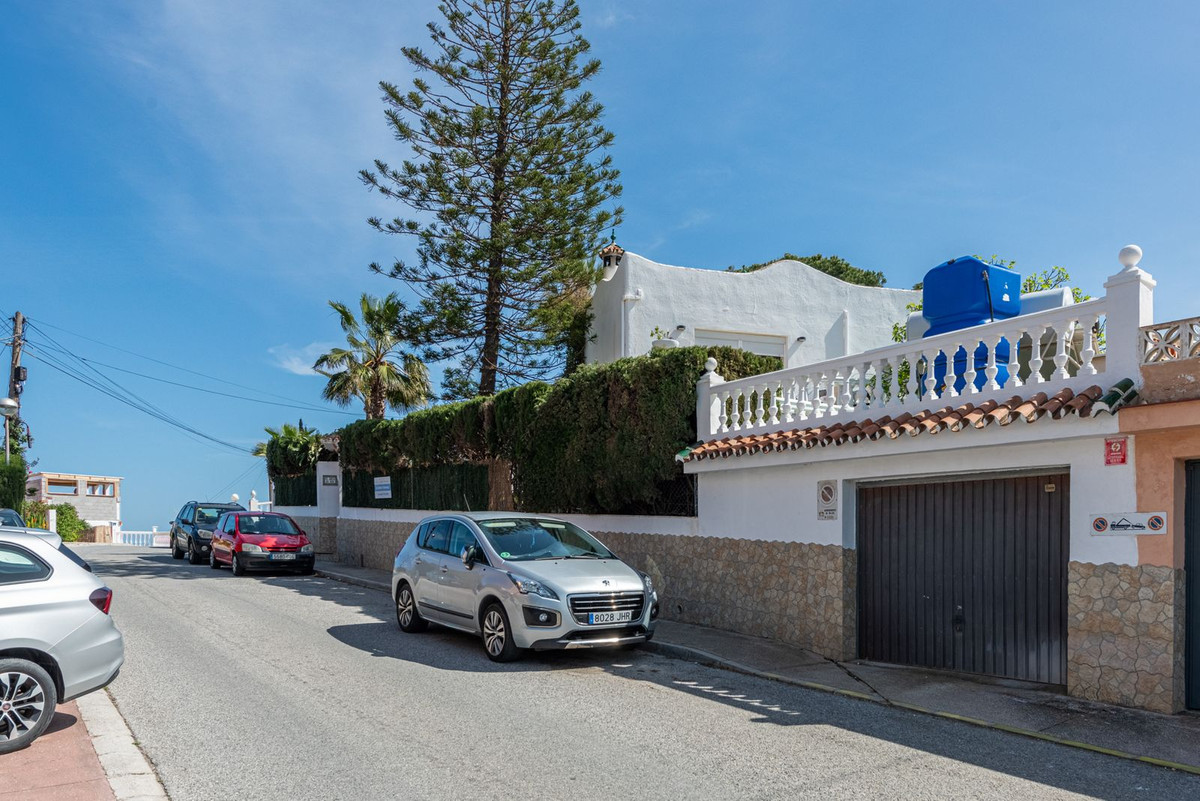 Vrijstaande Villa in El Faro-19
