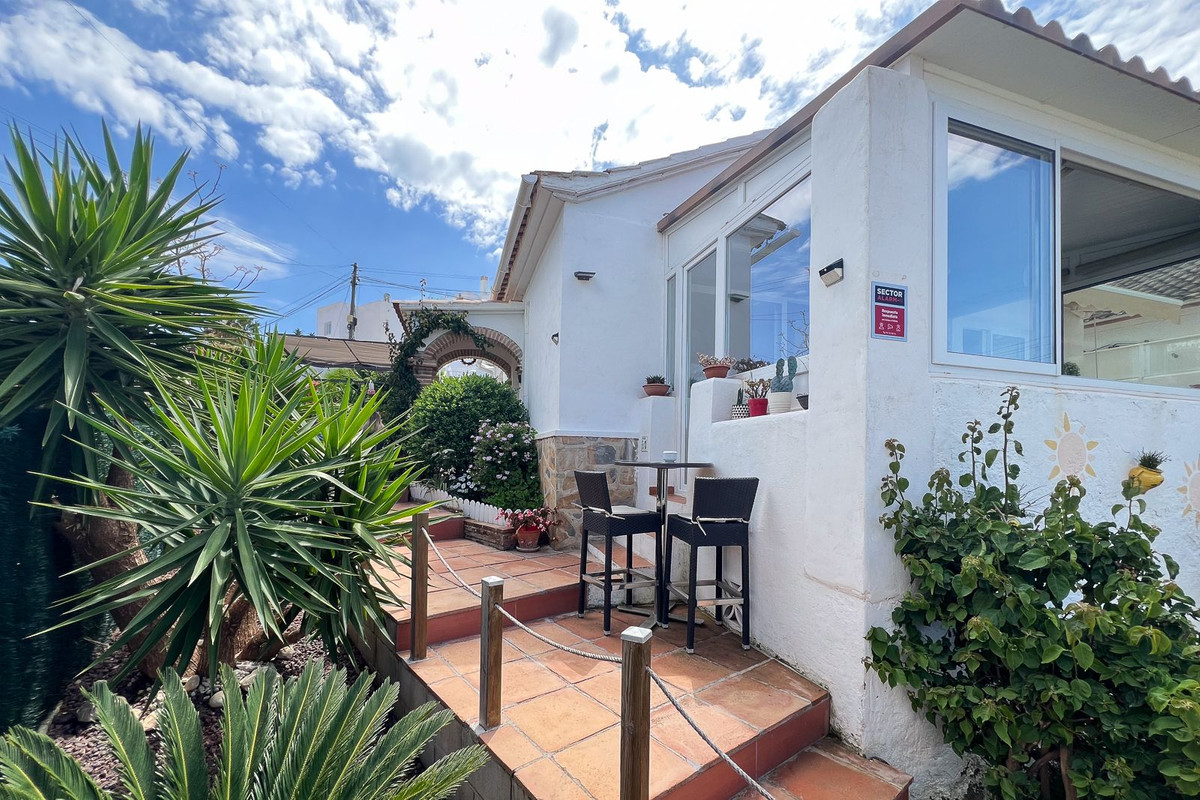 Bungalow te koop in El Faro | 2 slaapkamers H5025889