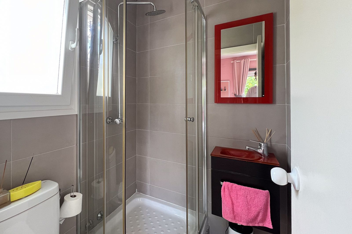 Huis te koop in El Faro | 2 slaapkamers H5108506