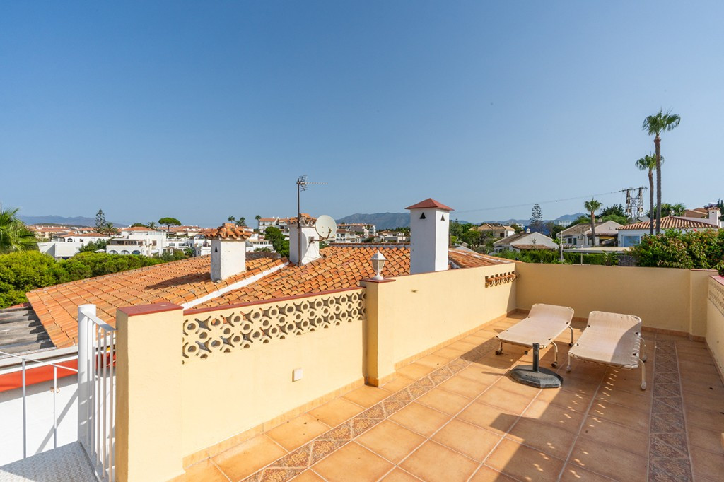 Huis te koop in El Faro | 3 slaapkamers H5131741