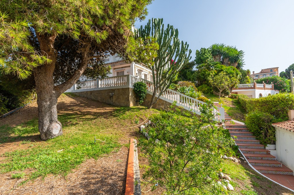 Huis te koop in El Faro | 3 slaapkamers H5131741