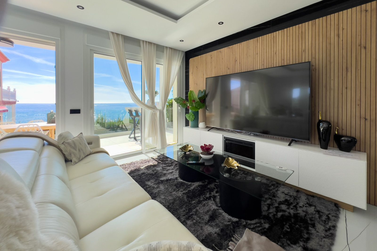 Huis te koop in El Faro | 5 slaapkamers H5145040