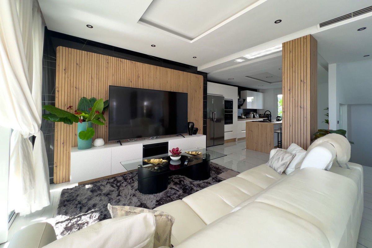 Huis te koop in El Faro | 5 slaapkamers H5145040