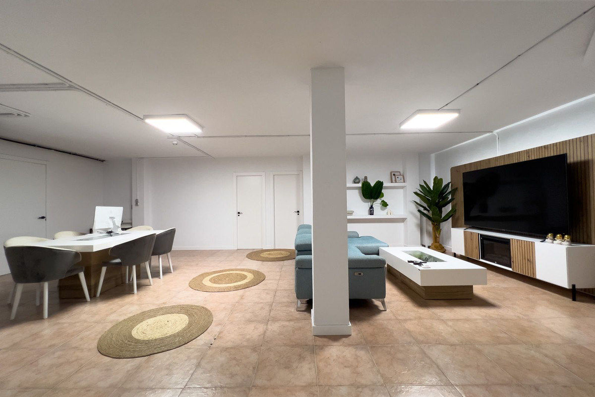 Huis te koop in El Faro | 5 slaapkamers H5145040