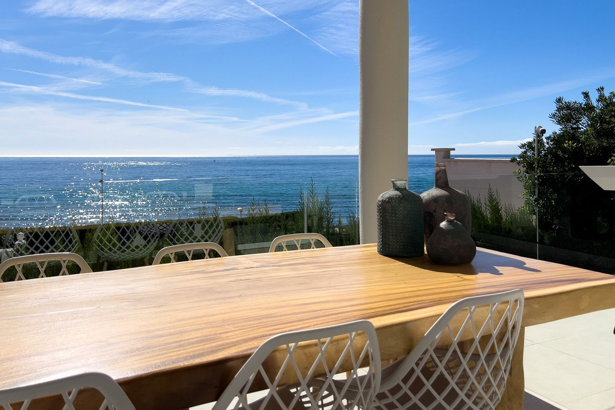 Huis te koop in El Faro | 5 slaapkamers H5145040