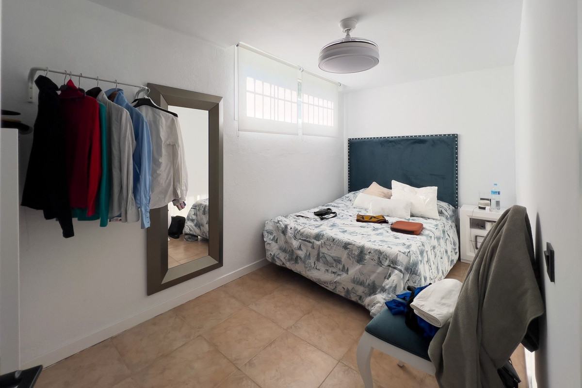 Huis te koop in El Faro | 5 slaapkamers H5145040