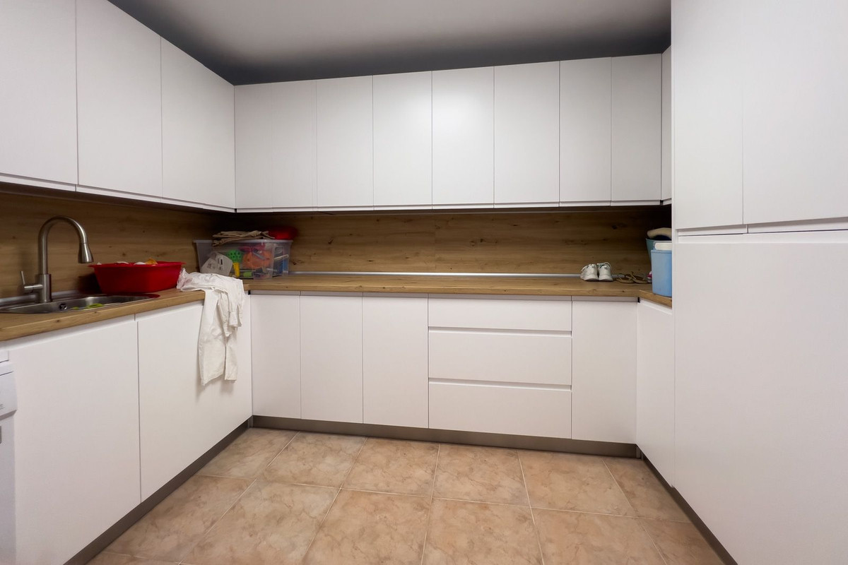 Huis te koop in El Faro | 5 slaapkamers H5145040