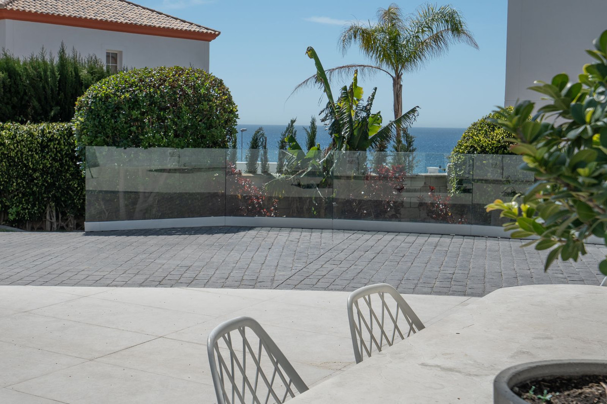 Huis te koop in El Faro | 5 slaapkamers H5145040