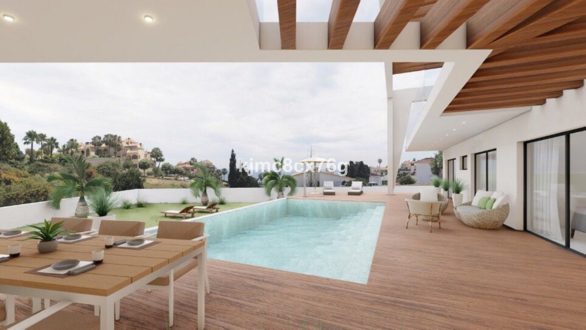 Huis te koop in El Faro | 6 slaapkamers H5156992