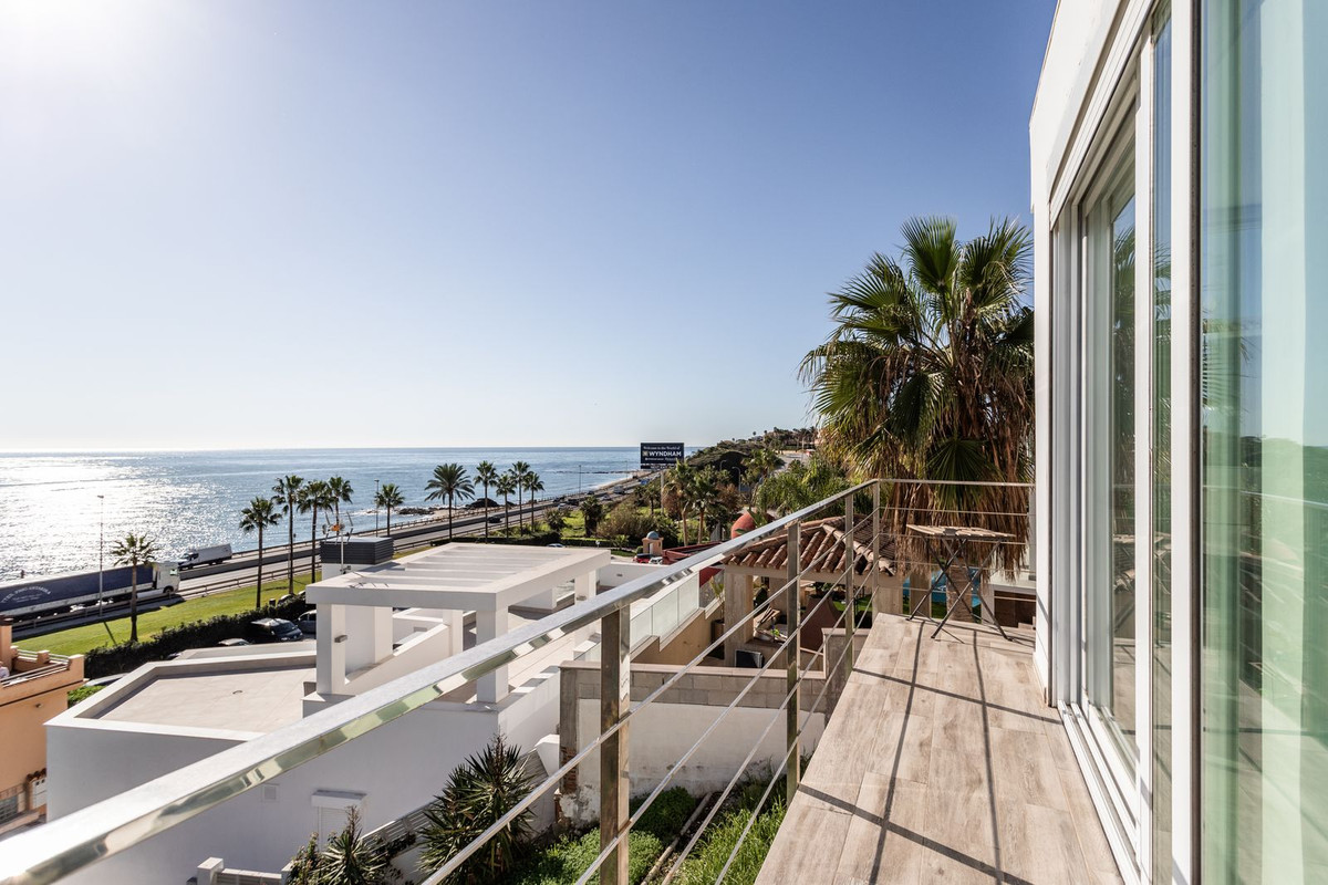 Huis te koop in El Faro | 3 slaapkamers H5157109