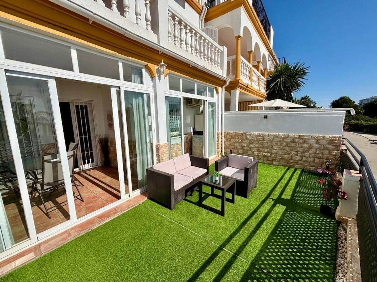 Appartement te koop in El Faro | 2 slaapkamers H5296669