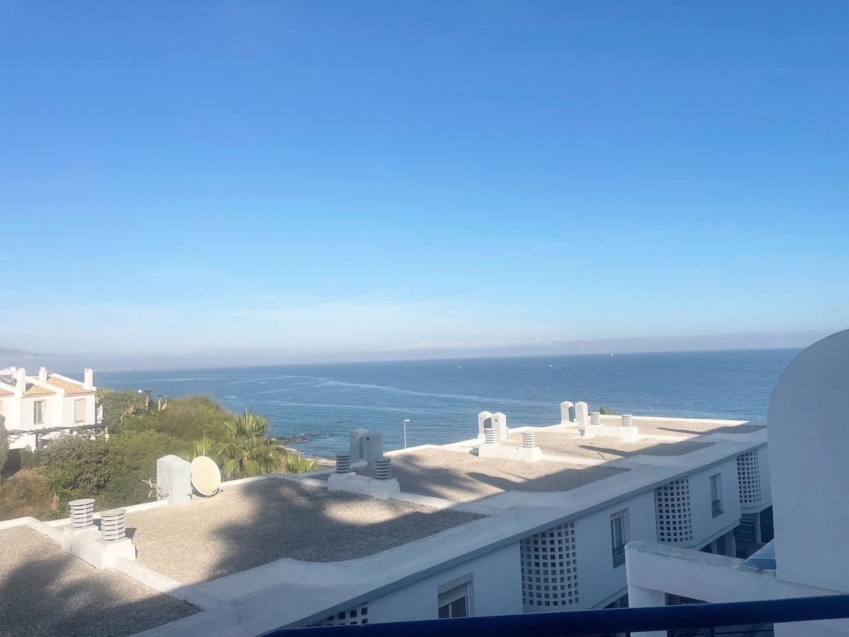 Appartement te koop in El Faro | 2 slaapkamers H5297233