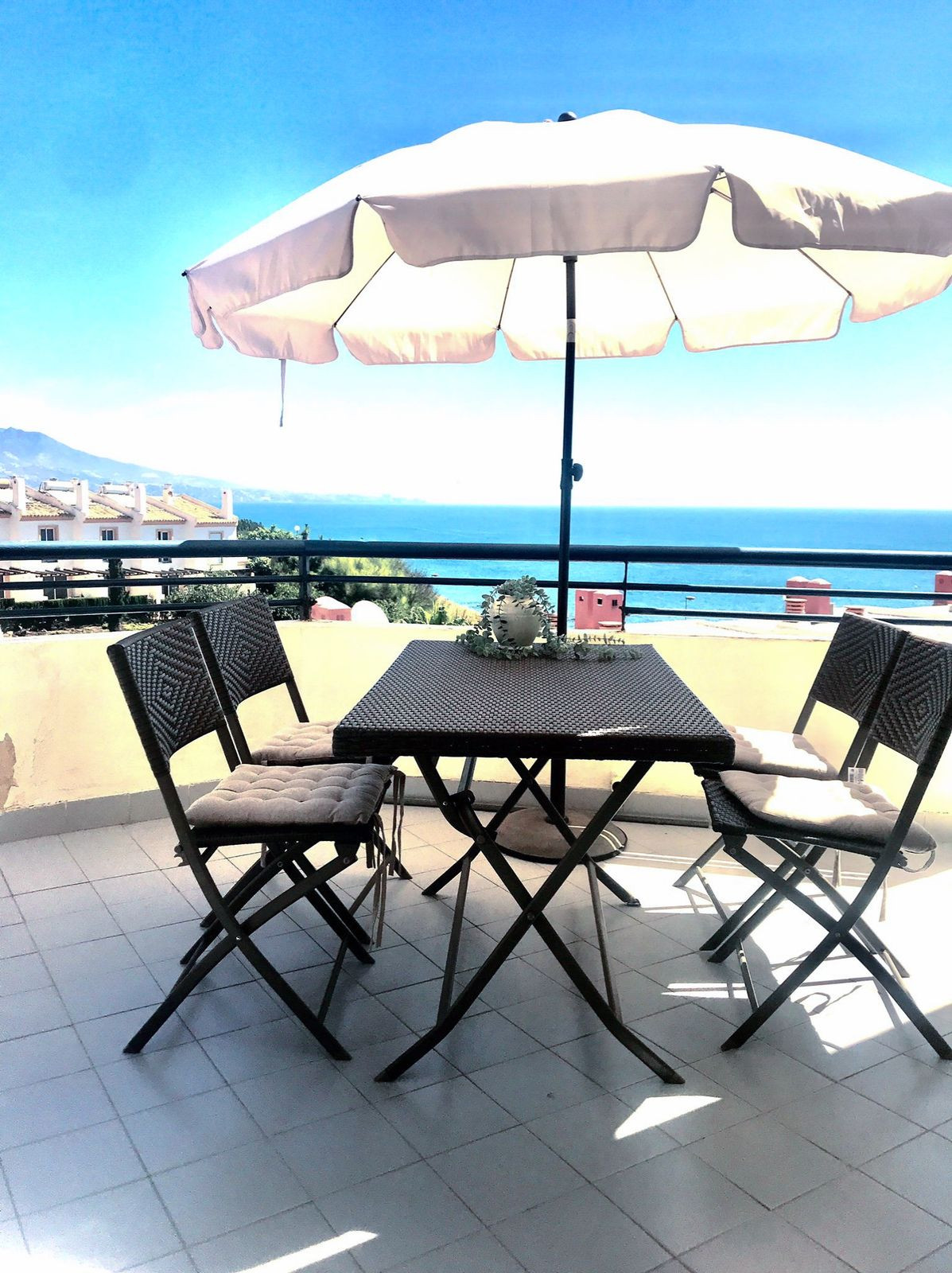 Appartement te koop in El Faro | 2 slaapkamers H5297233