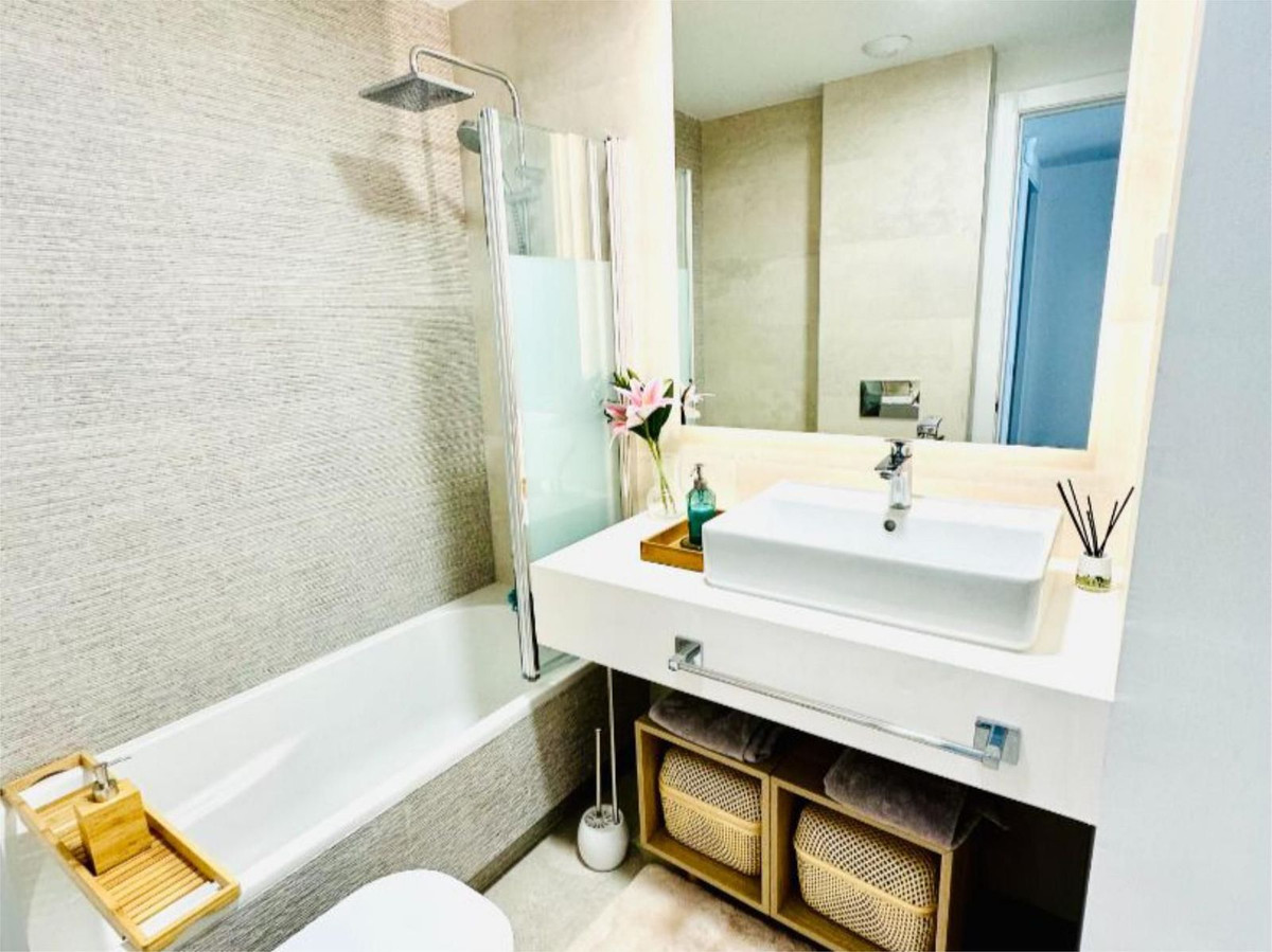 Appartement te koop in El Faro | 2 slaapkamers H5297233