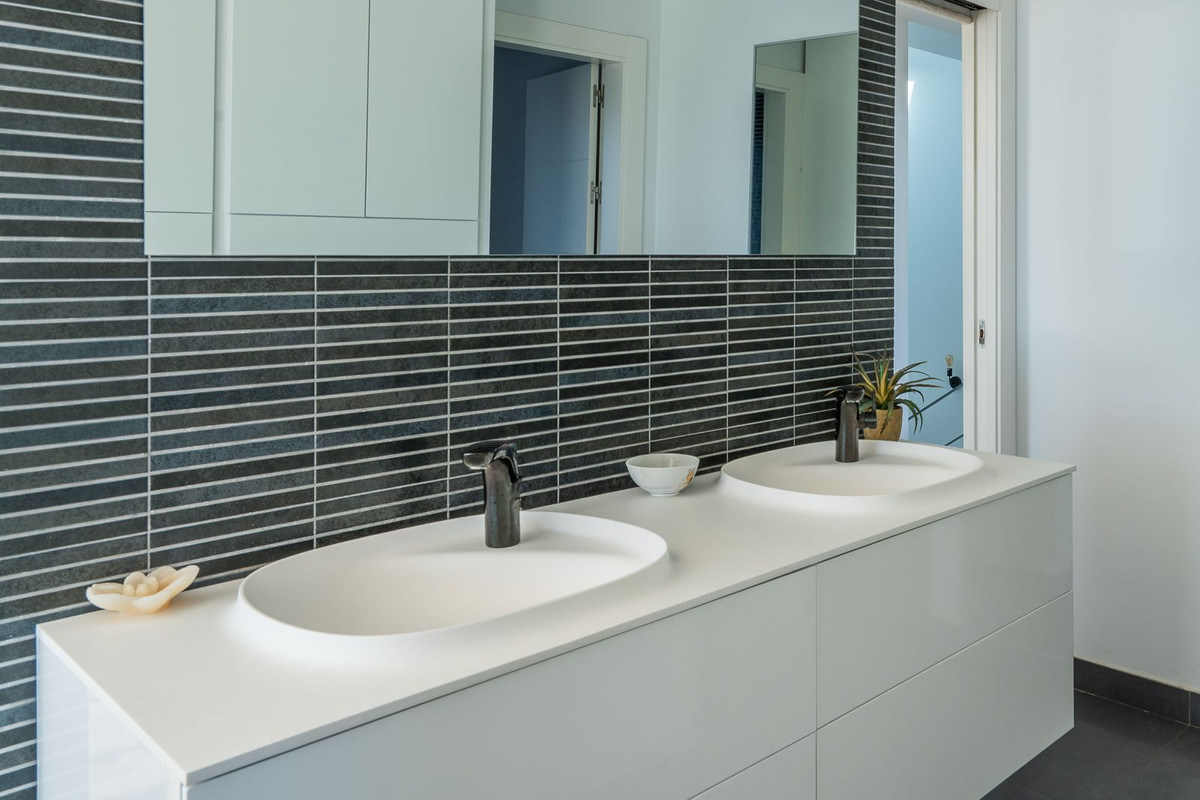 Huis te koop in El Faro | 3 slaapkamers H5307055