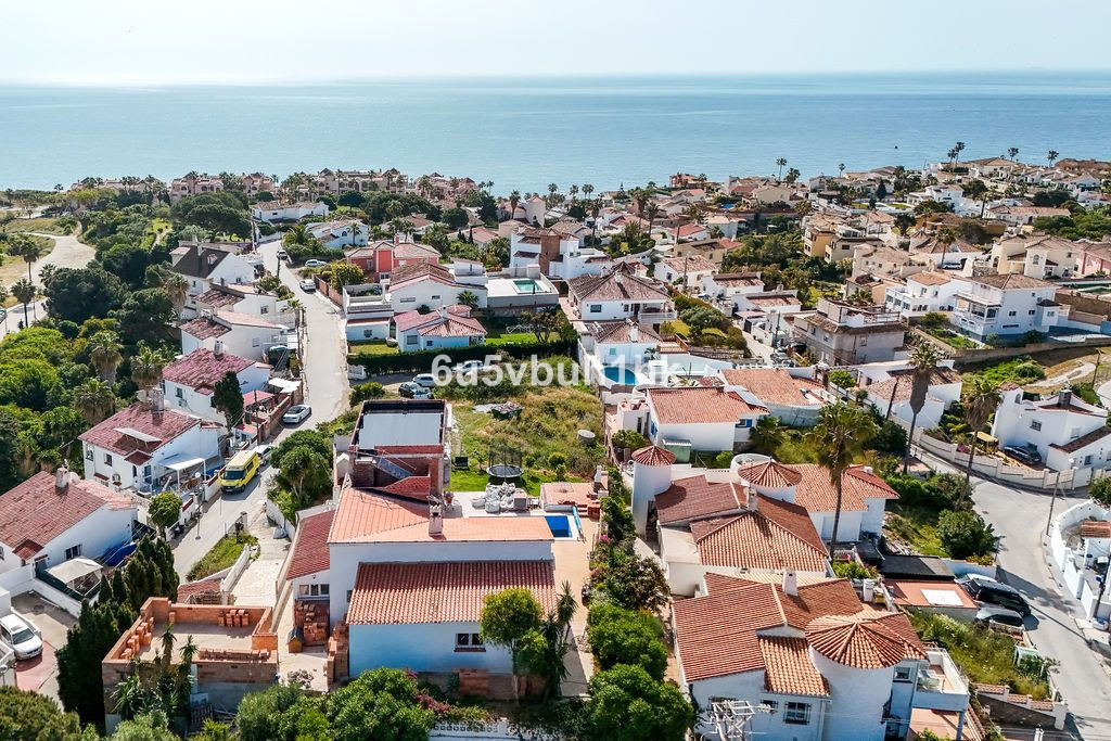 Huis te koop in El Faro | 5 slaapkamers H5353324