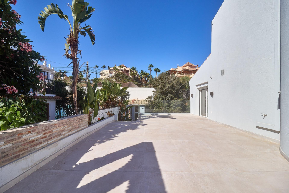 Property main view 40