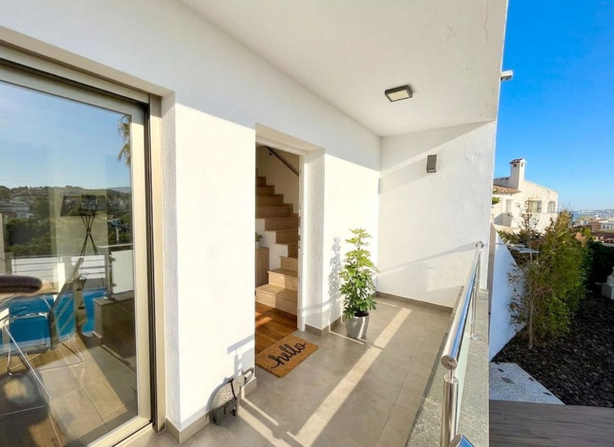 Huis te koop in El Faro | 3 slaapkamers H5397679