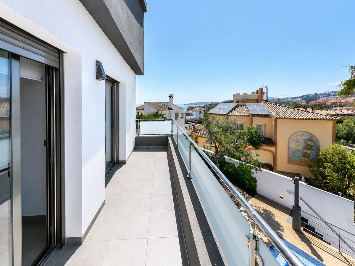 Huis te koop in El Faro | 3 slaapkamers H5397679