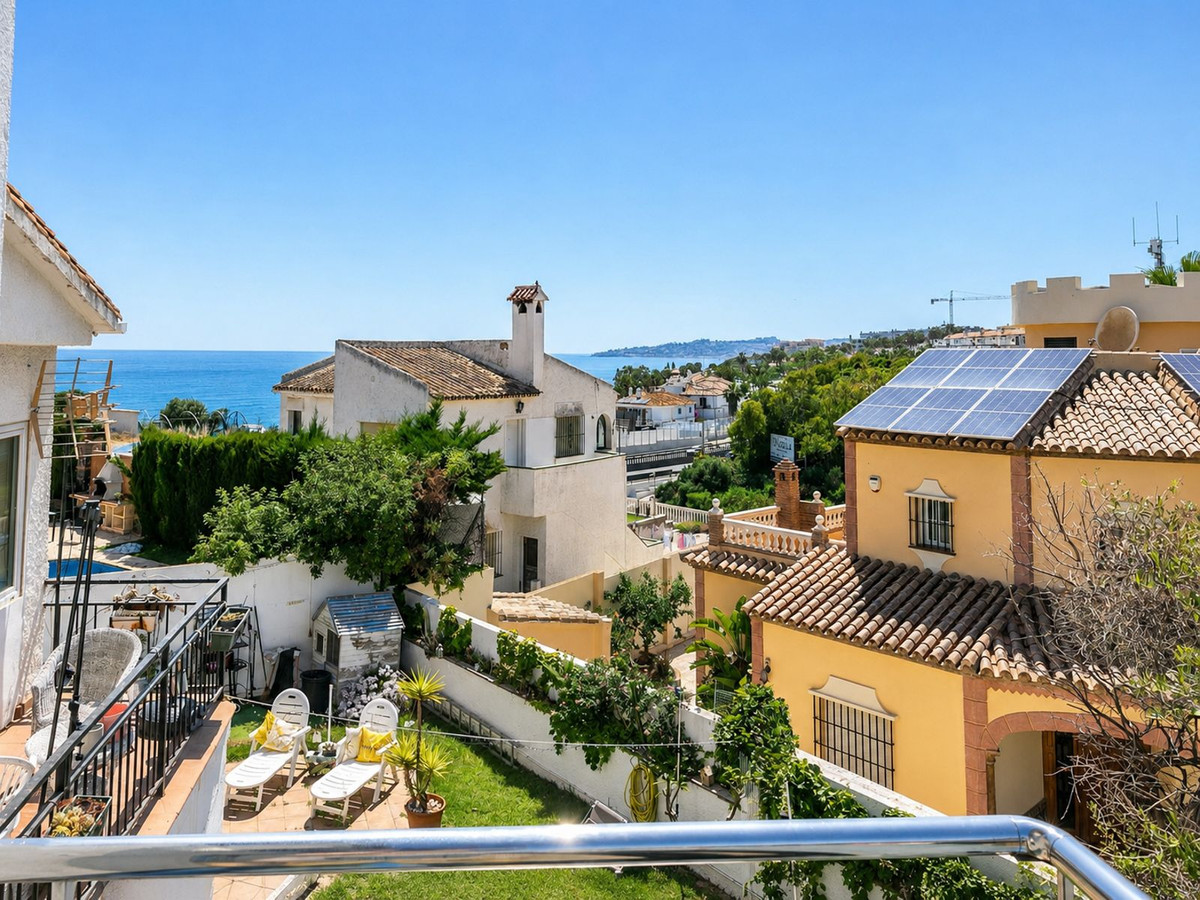 Huis te koop in El Faro | 3 slaapkamers H5397679