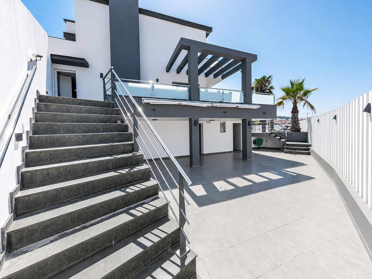 Huis te koop in El Faro | 3 slaapkamers H5397679