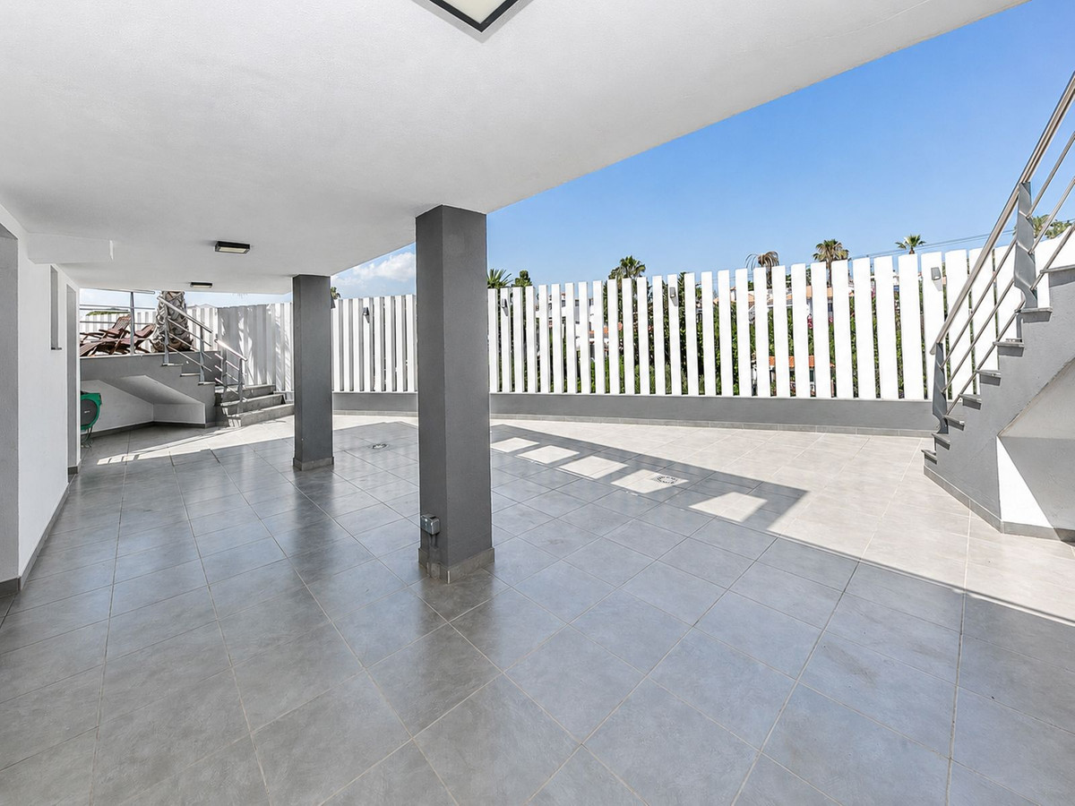 Huis te koop in El Faro | 3 slaapkamers H5397679