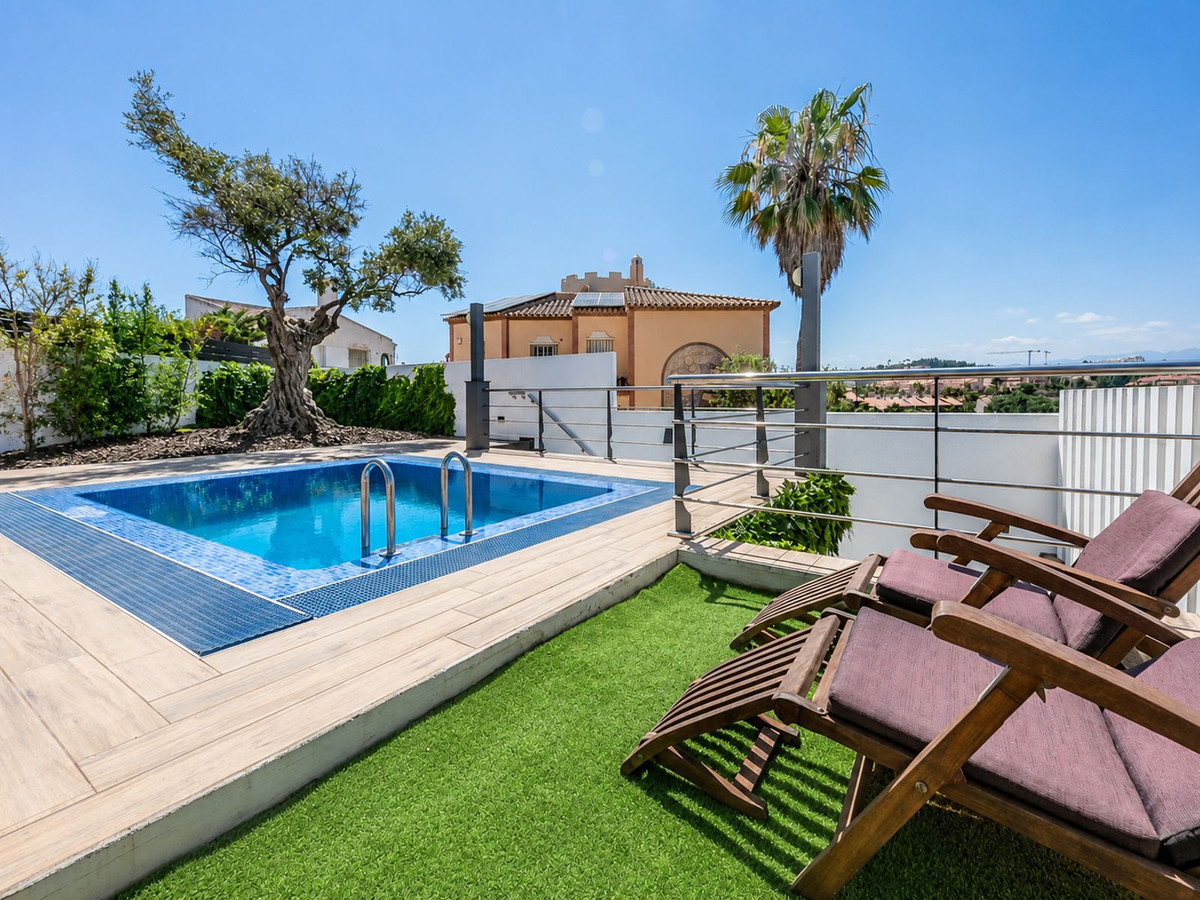 Huis te koop in El Faro | 3 slaapkamers H5397679