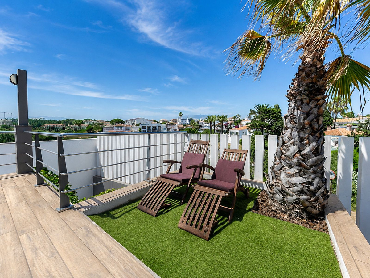 Huis te koop in El Faro | 3 slaapkamers H5397679
