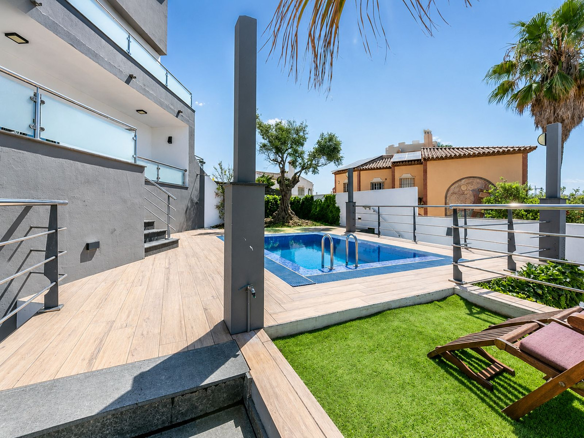 Huis te koop in El Faro | 3 slaapkamers H5397679