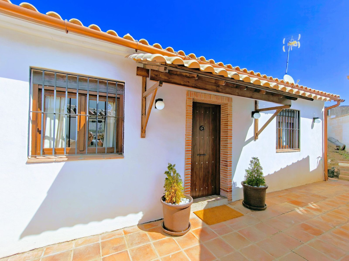 Huis te koop in El Faro | 2 slaapkamers H5407228