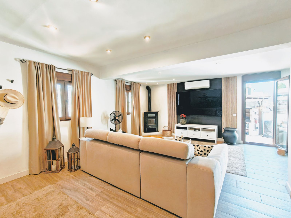 Huis te koop in El Faro | 2 slaapkamers H5407228