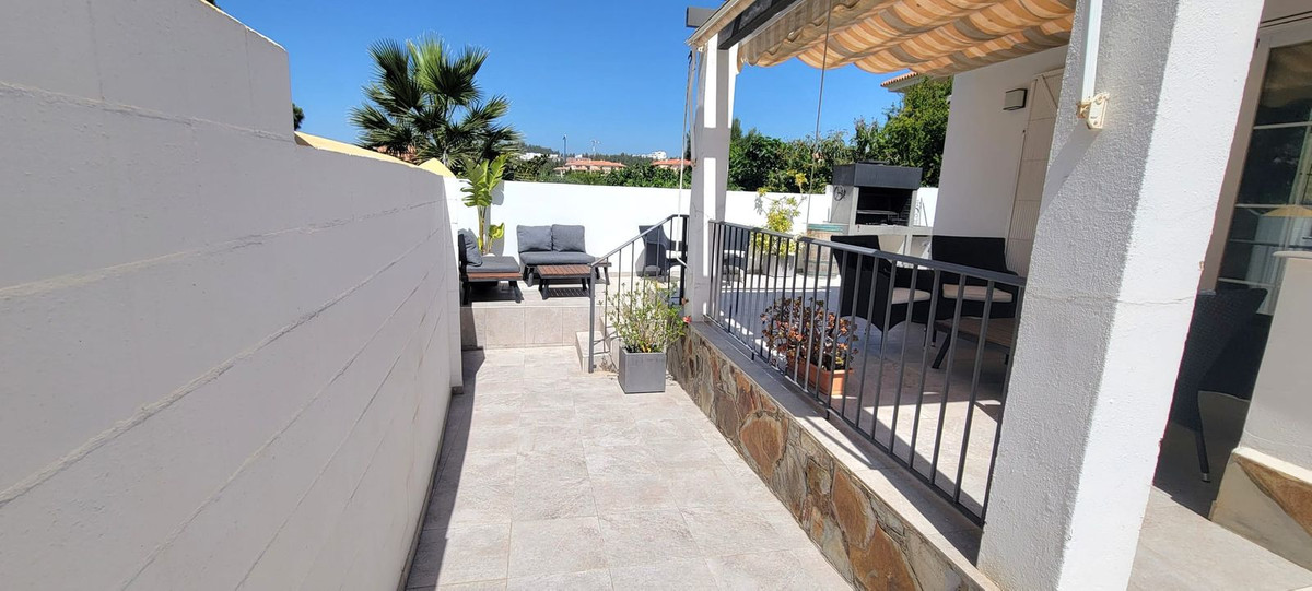 Huis te koop in El Faro | 3 slaapkamers H5411449