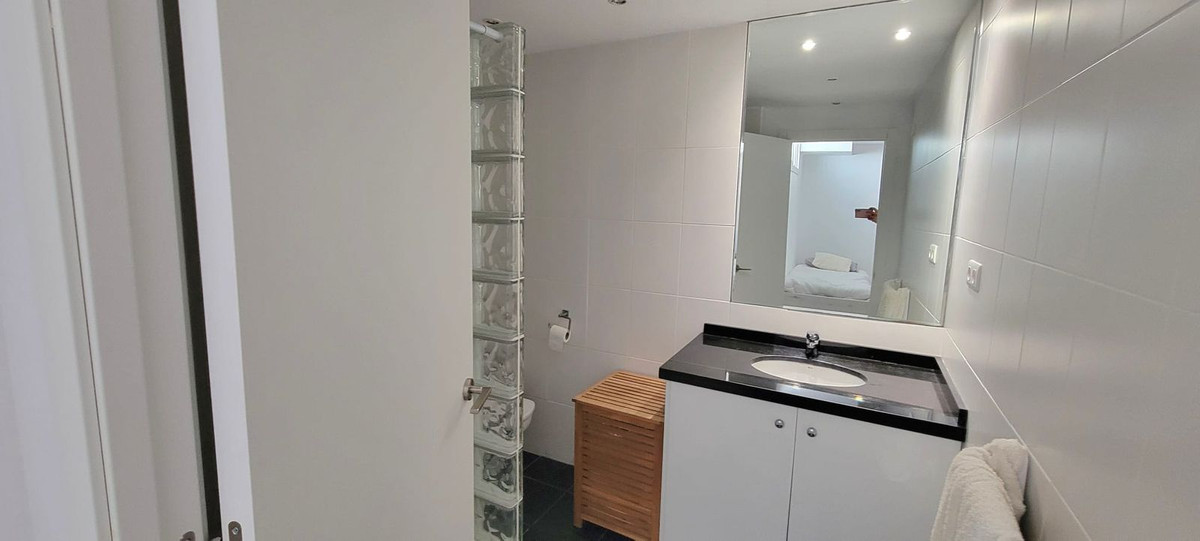 Huis te koop in El Faro | 3 slaapkamers H5411449
