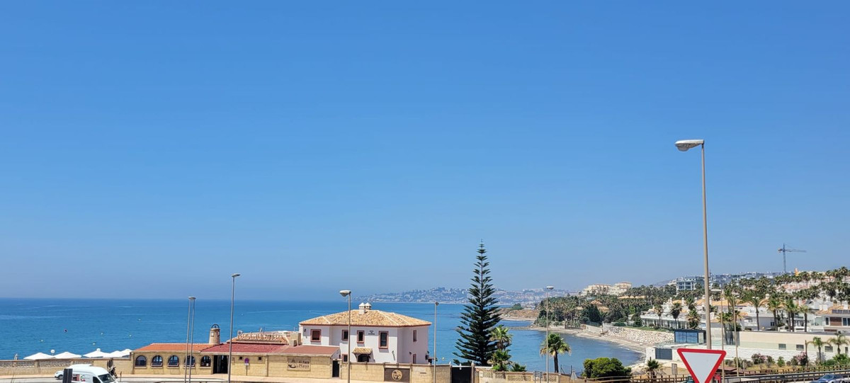 Huis te koop in El Faro | 3 slaapkamers H5411449