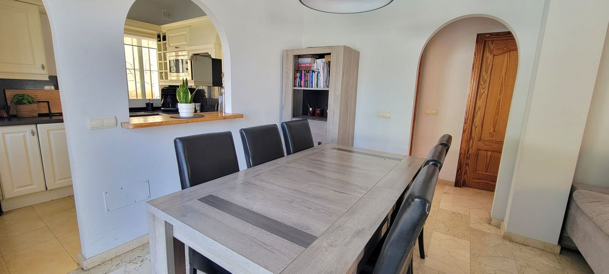 Huis te koop in El Faro | 3 slaapkamers H5411449