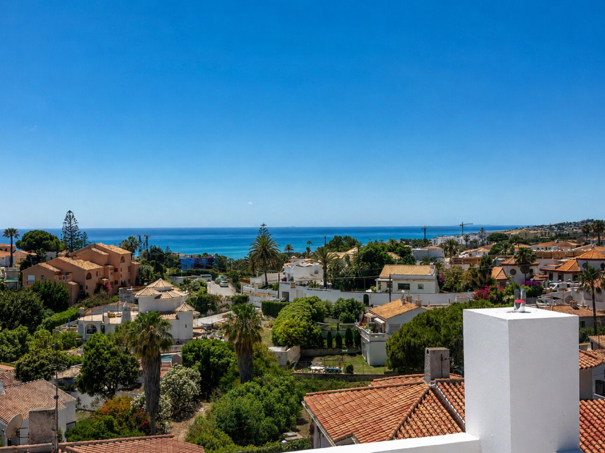 Huis te koop in El Faro | 4 slaapkamers H5417011