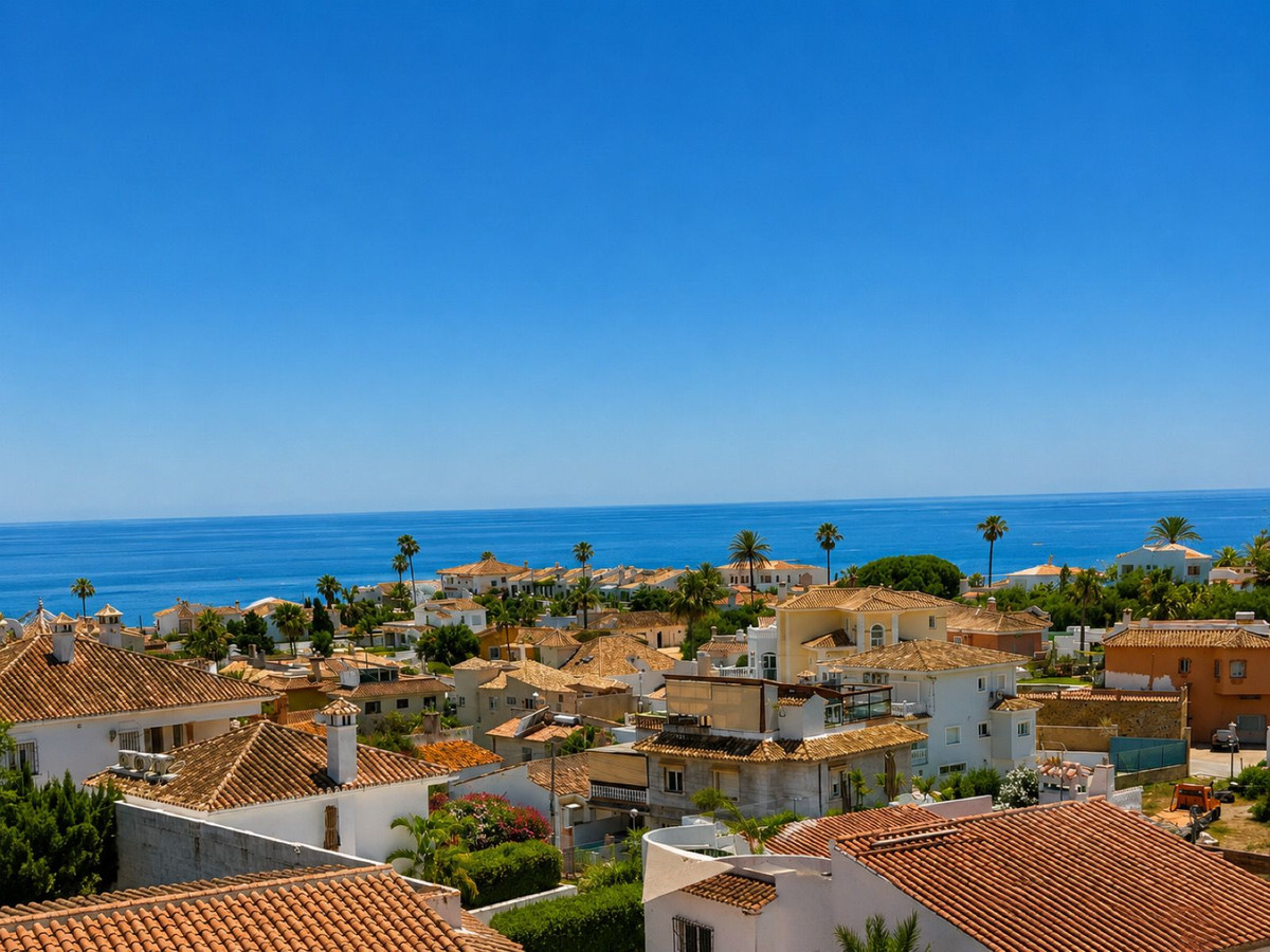 Huis te koop in El Faro | 4 slaapkamers H5417011