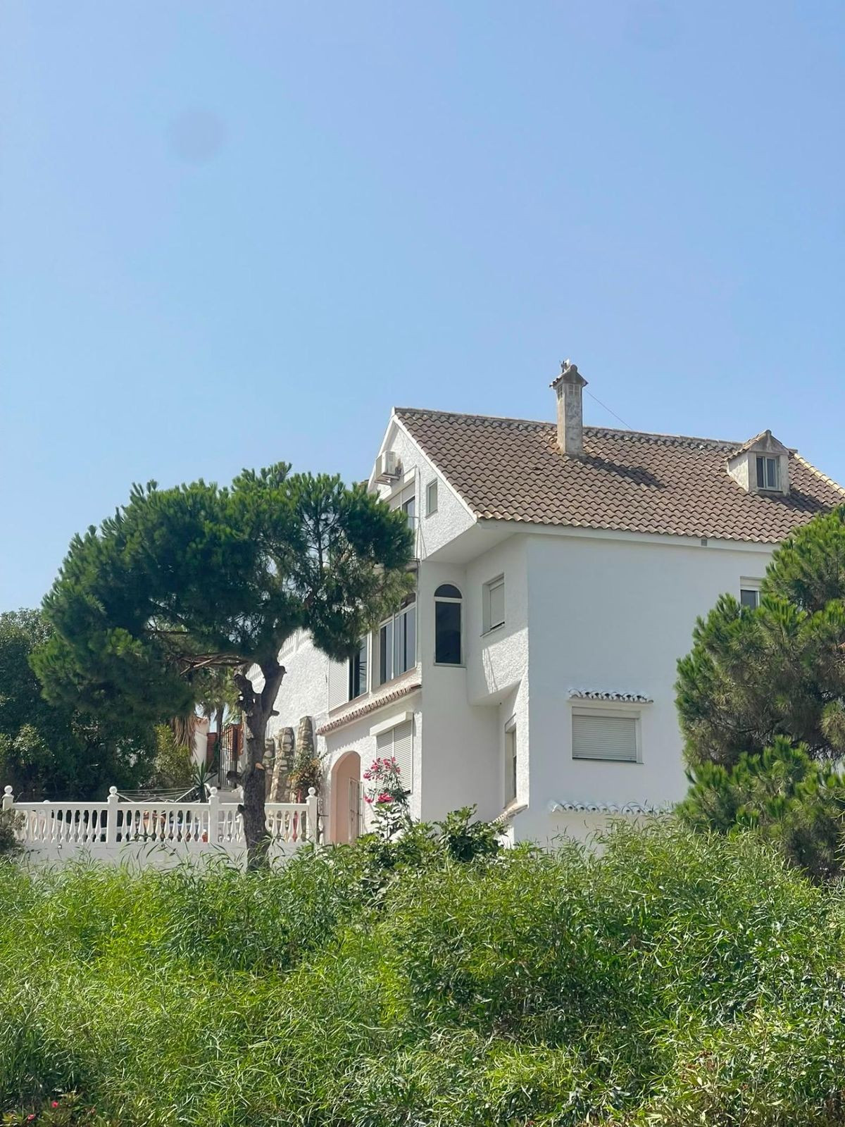 Huis te koop in El Faro | 6 slaapkamers H5495401