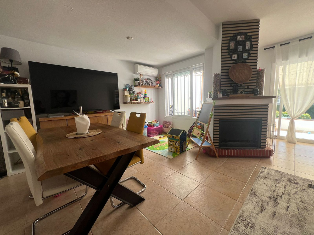Geschakelde Woning in El Hornillo-5