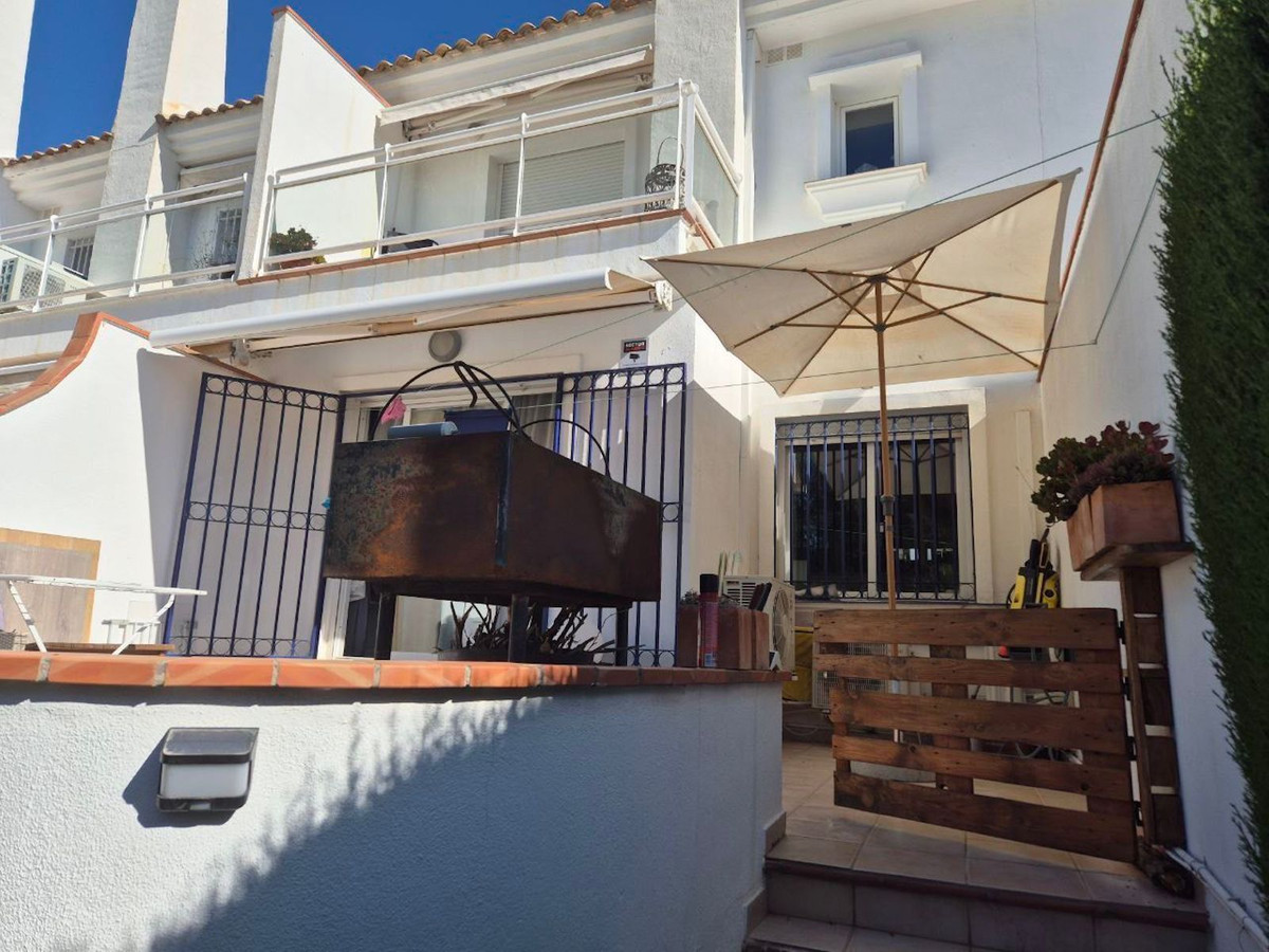Huis te koop in El Hornillo | 3 slaapkamers H5076790