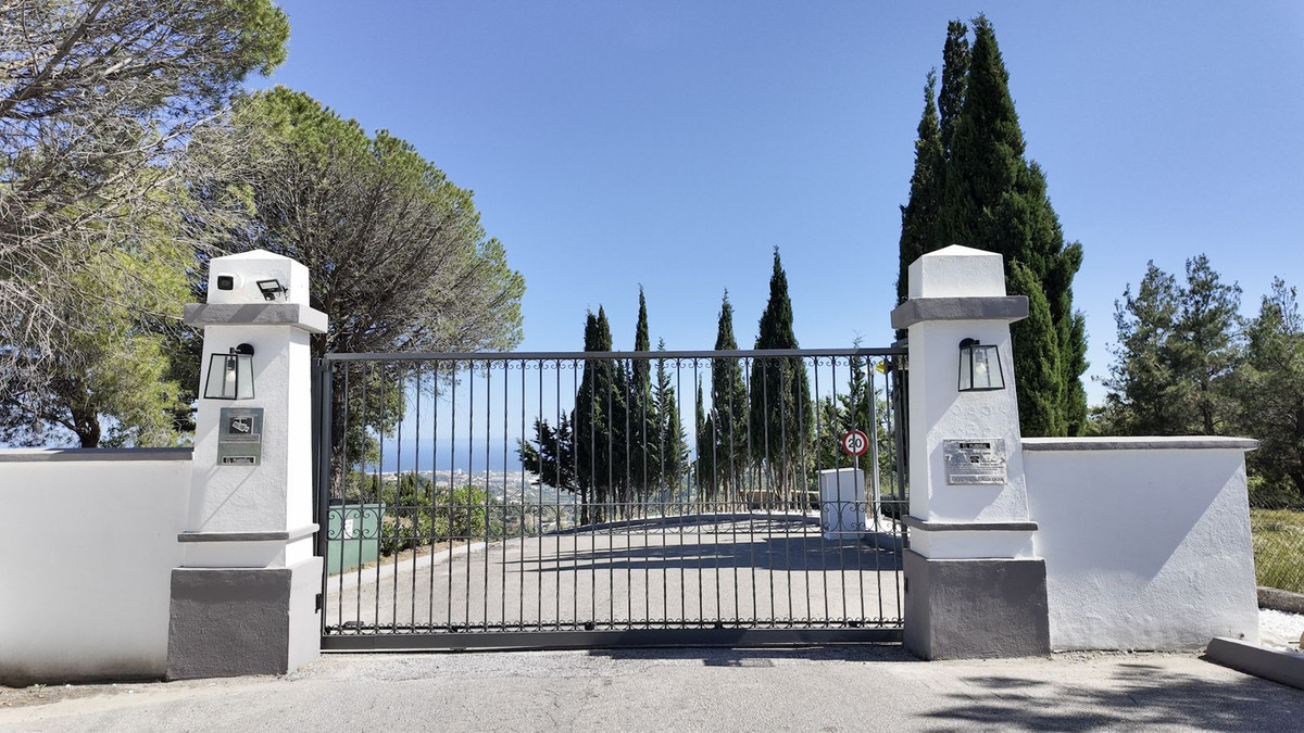 Vrijstaande Villa in El Madroñal-4
